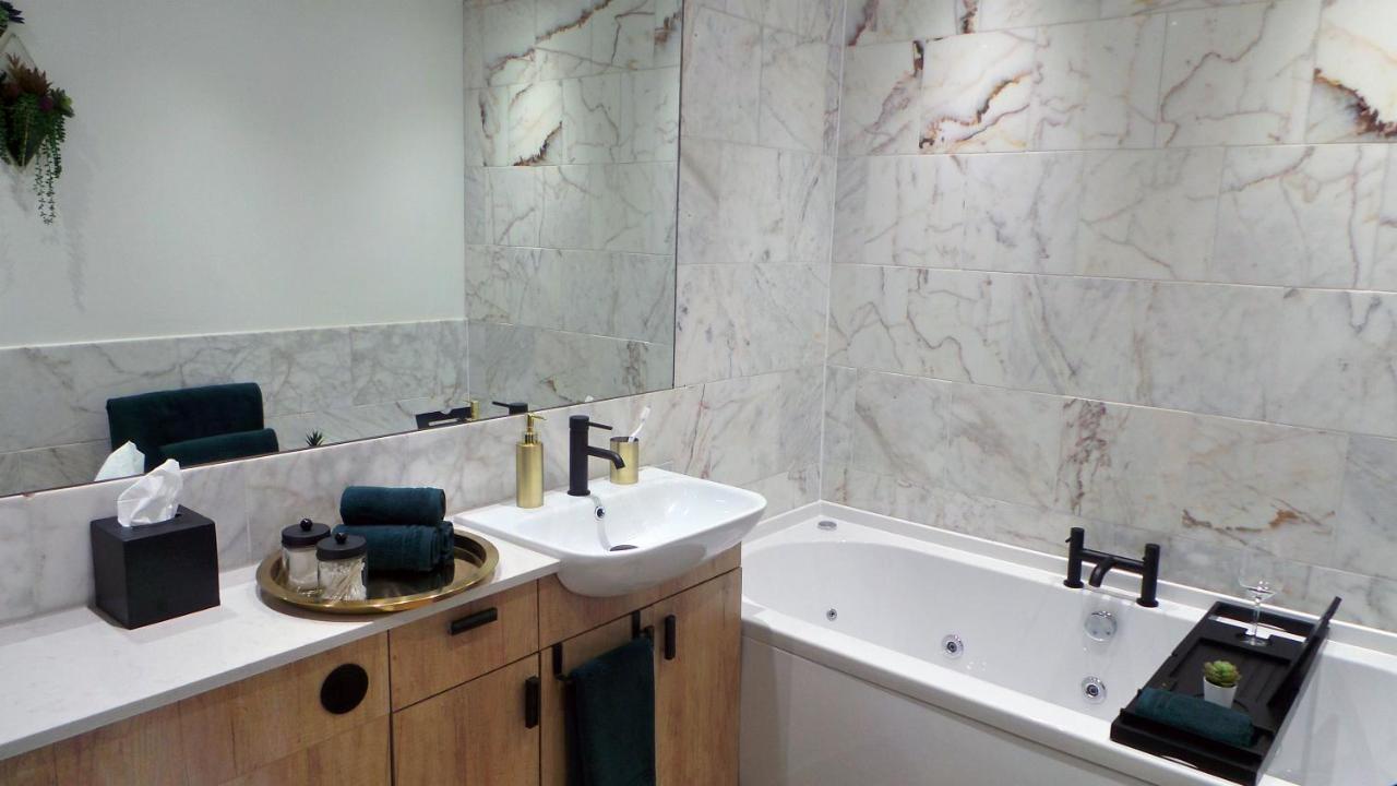Luxury 1 Bedroom Duplex With Free Parking Plymouth Kültér fotó